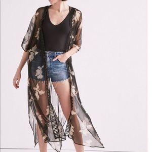 Lucky brand floral printed lace trim duster